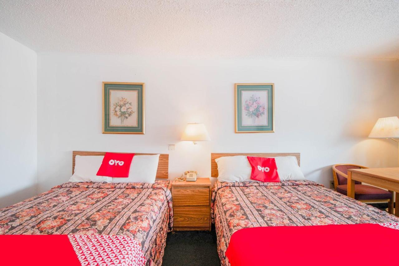 Hotel O Houston East Channelview I-10 Екстер'єр фото